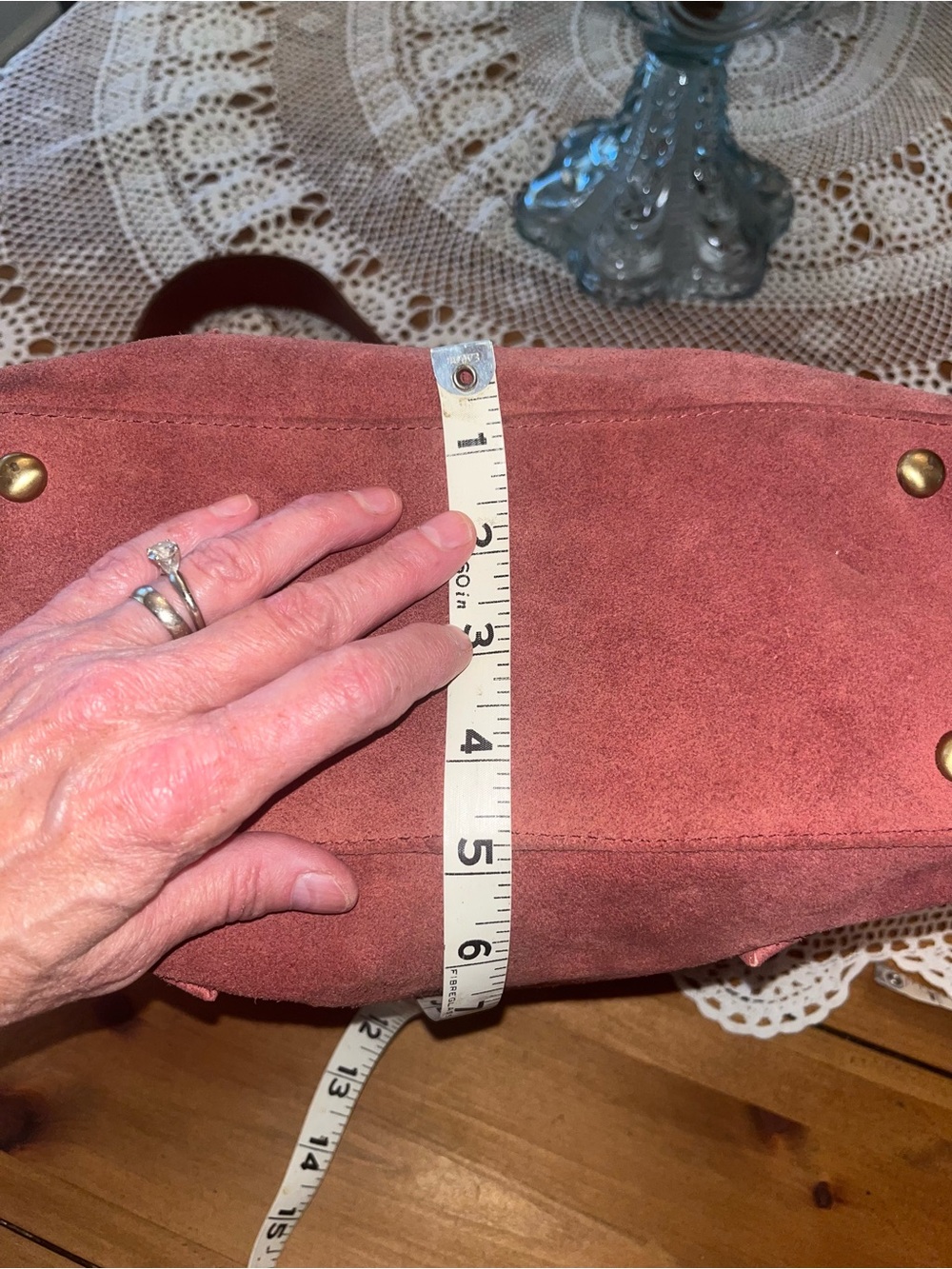 Anabaglish Suede Crossbody Bag in Dusty Pink - Picture 8 of 10